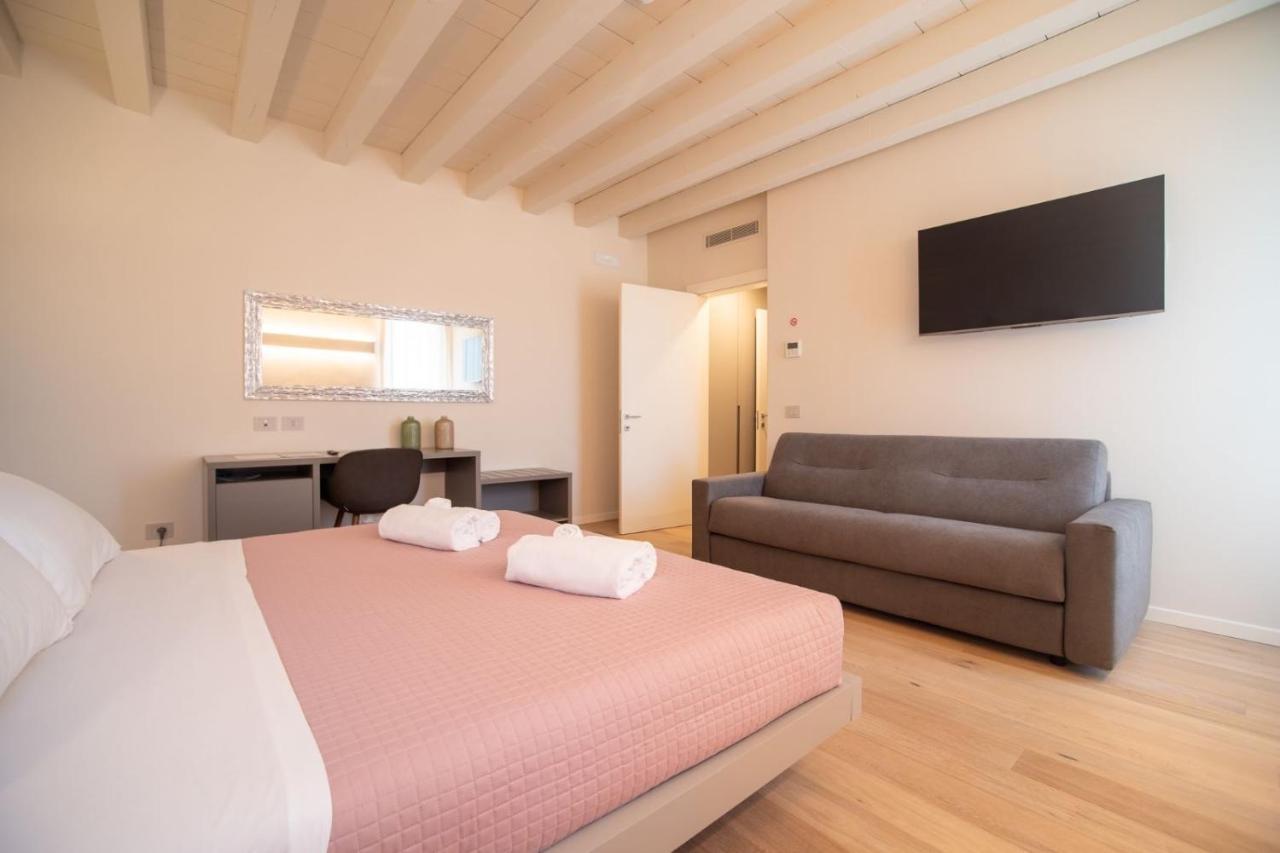 Calcirelli Suites Верона Екстериор снимка